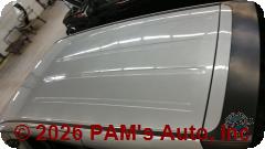 Vehicle photo 5