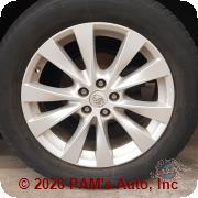 Vehicle photo 6