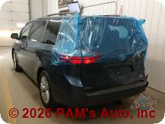 Vehicle photo 4