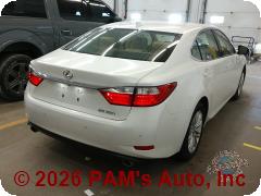 Vehicle photo 3