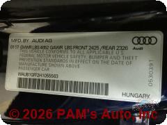 Vehicle photo 13