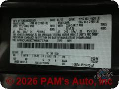 Vehicle photo 13