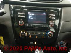 Vehicle photo 10