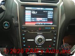 Vehicle photo 10