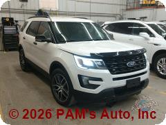 Vehicle photo 2