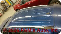 Vehicle photo 5