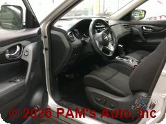 Vehicle photo 7