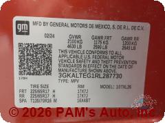 Vehicle photo 13