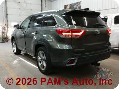 Vehicle photo 4
