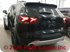 Vehicle photo 4