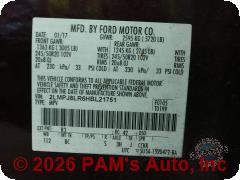 Vehicle photo 13