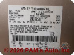 Vehicle photo 13