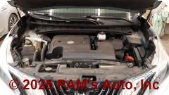 Vehicle photo 12