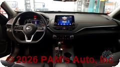Vehicle photo 11