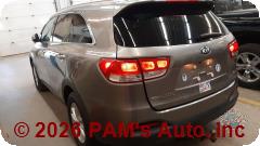 Vehicle photo 4