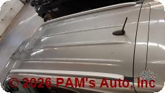 Vehicle photo 5