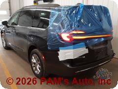 Vehicle photo 4
