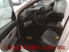 Vehicle photo 7