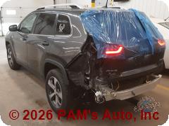 Vehicle photo 4