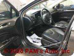 Vehicle photo 7