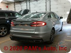 Vehicle photo 3