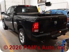 Vehicle photo 4