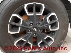 Vehicle photo 6