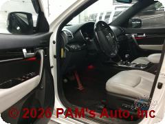 Vehicle photo 7
