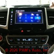 Vehicle photo 10