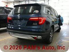 Vehicle photo 3