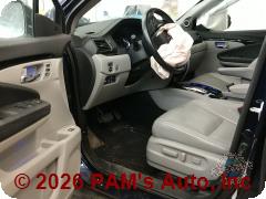 Vehicle photo 7