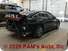 Vehicle photo 3