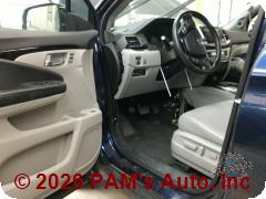 Vehicle photo 7