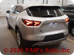 Vehicle photo 4
