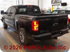 Vehicle photo 4
