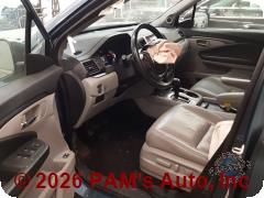 Vehicle photo 7
