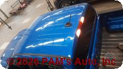 Vehicle photo 5