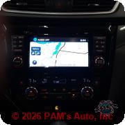 Vehicle photo 10