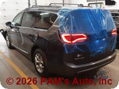 Vehicle photo 4
