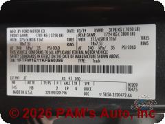 Vehicle photo 13