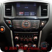 Vehicle photo 10