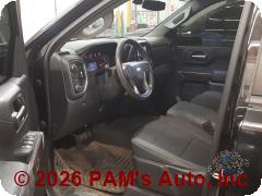 Vehicle photo 7