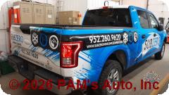 Vehicle photo 3