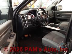 Vehicle photo 7