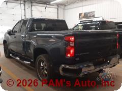Vehicle photo 4