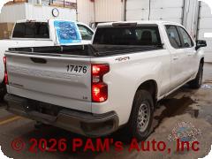 Vehicle photo 3