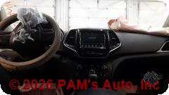 Vehicle photo 11