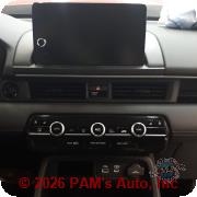 Vehicle photo 10