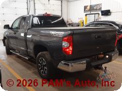 Vehicle photo 4