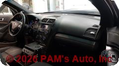 Vehicle photo 15